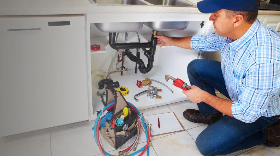 Expert burst pipe repair services in Vernalis, CA